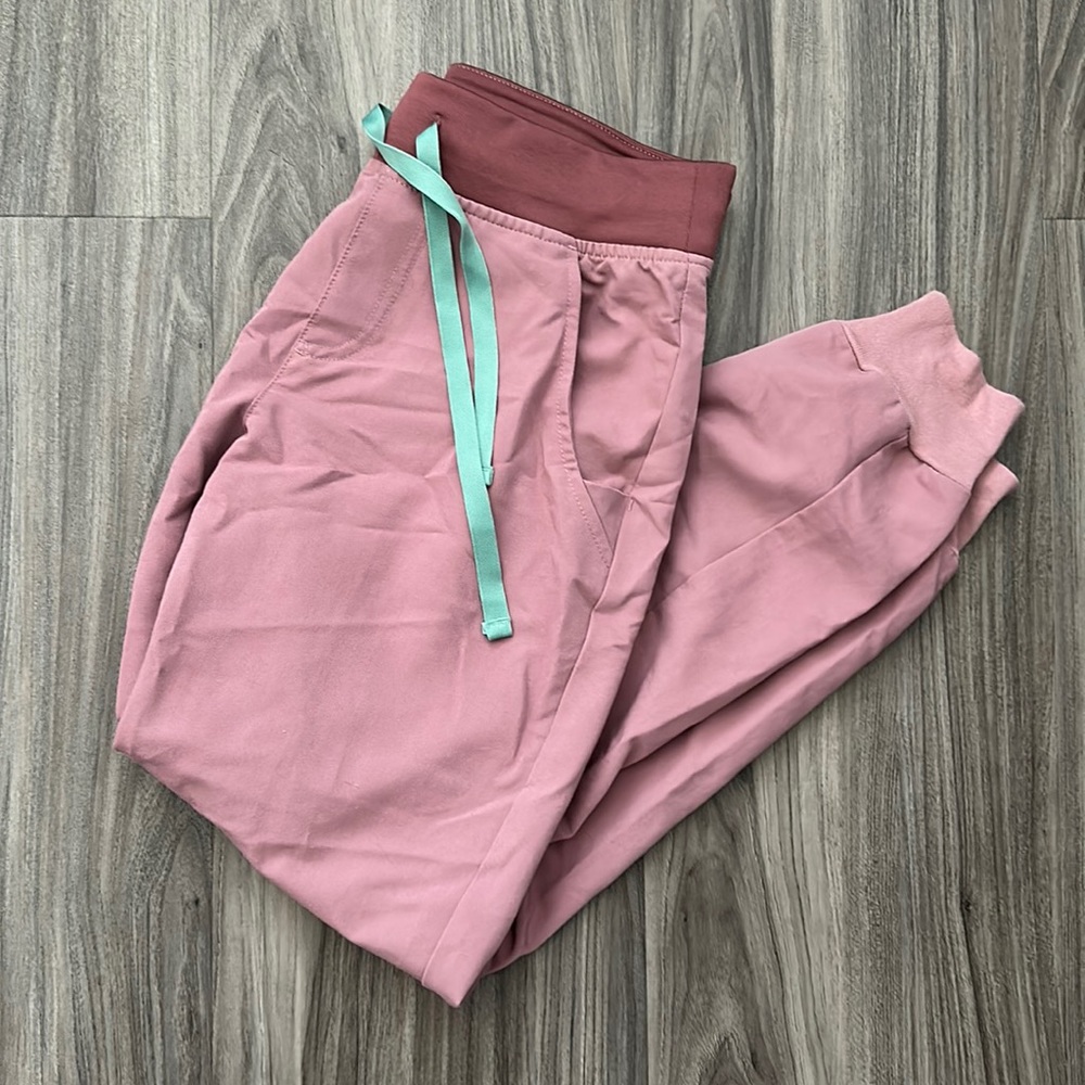 Figs Muave Joggers